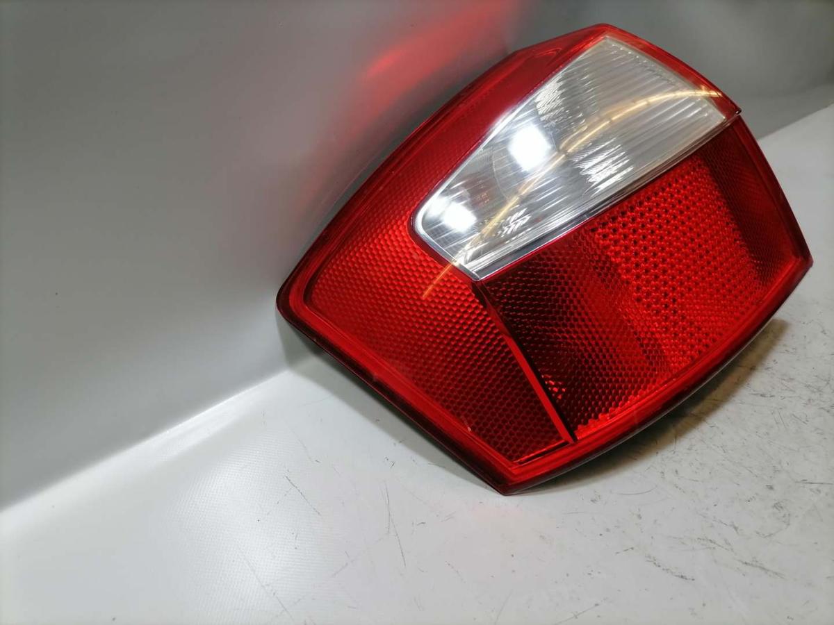 Audi A4 8E B6 original Rücklicht Rückleuchte Schlussleuchte links Limousine Bj.2002